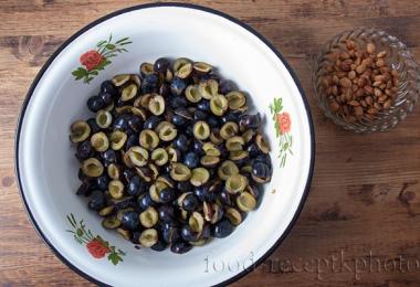 Sloe jam with seeds - recipe